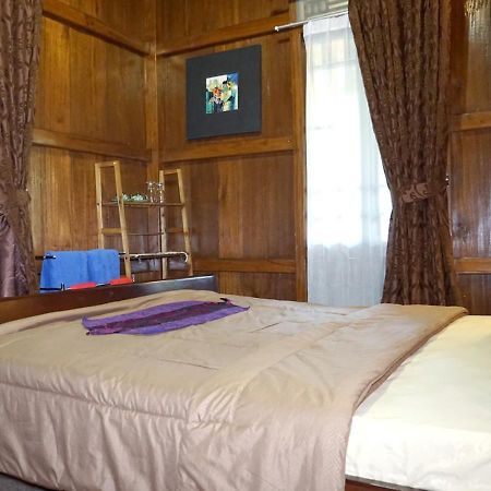Badjoeri Ethnic Wooden Homestay Bandung Eksteriør billede