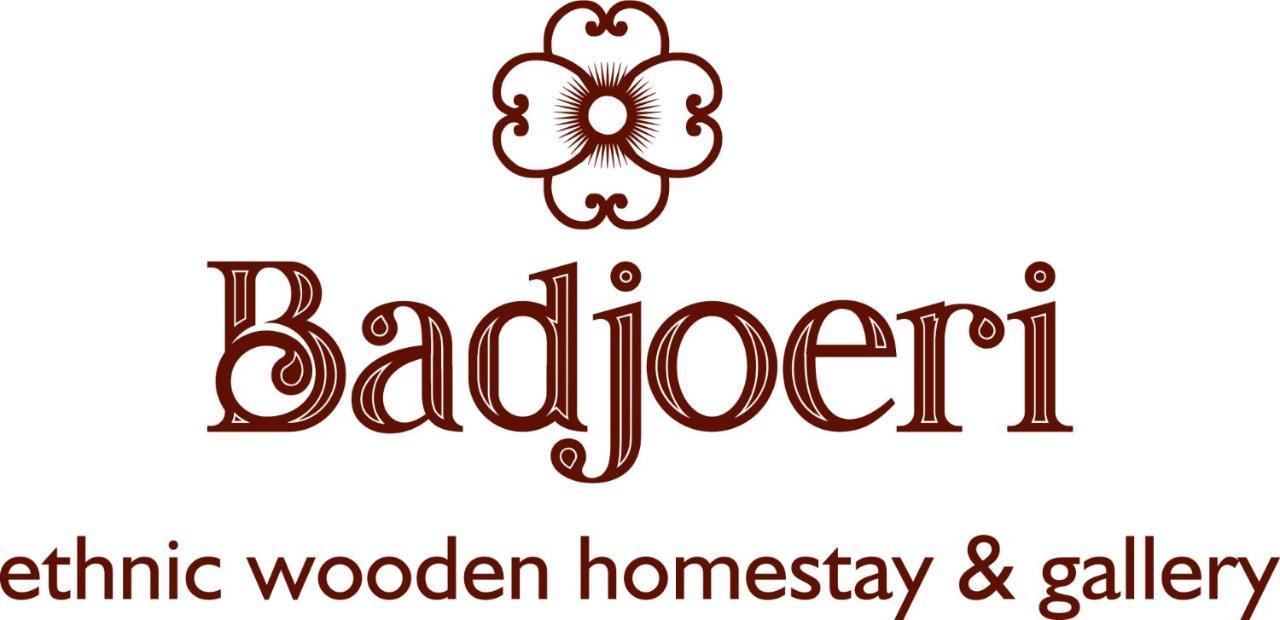 Badjoeri Ethnic Wooden Homestay Bandung Eksteriør billede