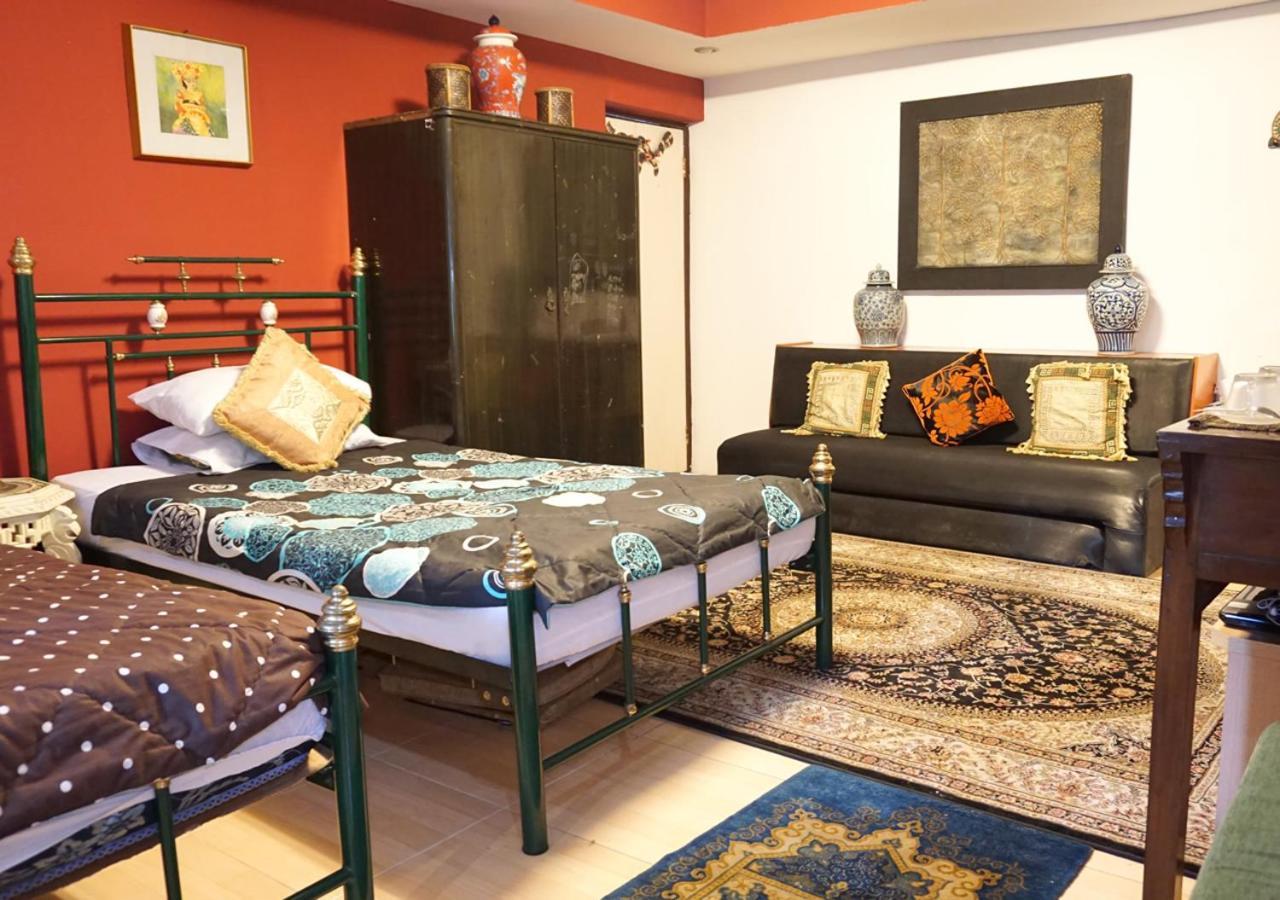 Badjoeri Ethnic Wooden Homestay Bandung Eksteriør billede