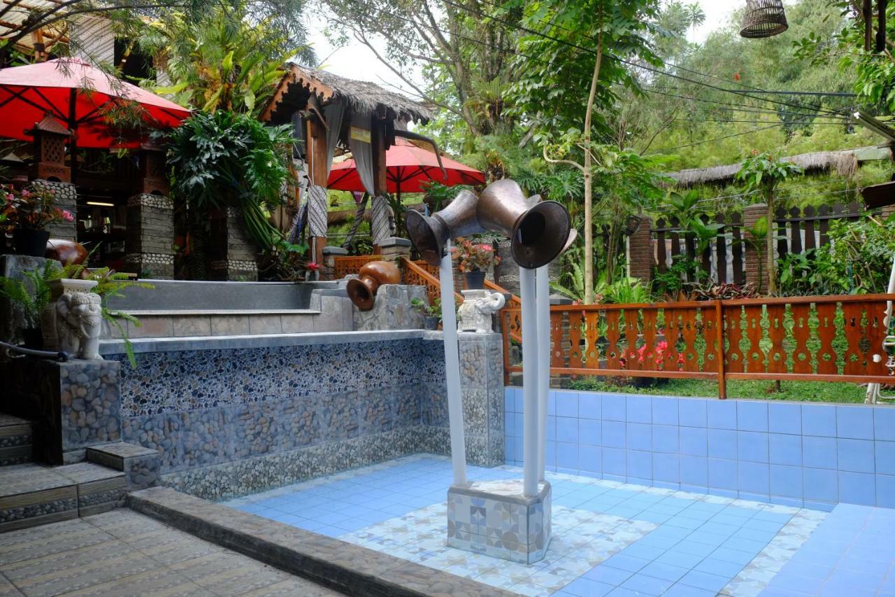 Badjoeri Ethnic Wooden Homestay Bandung Eksteriør billede