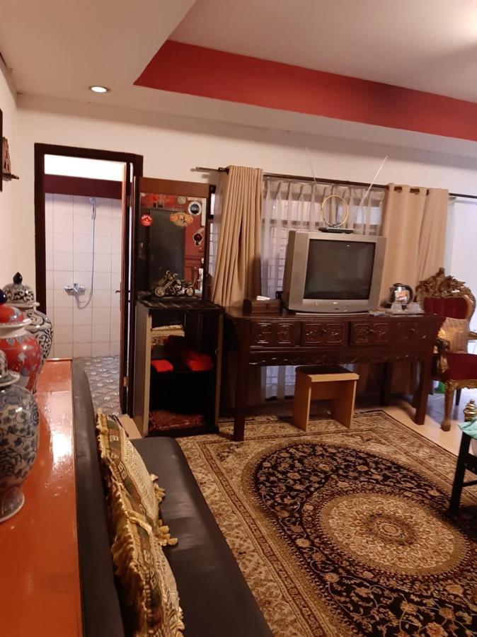 Badjoeri Ethnic Wooden Homestay Bandung Eksteriør billede